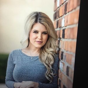 Meet your Posher, Jen